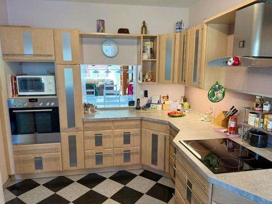 Küche mit EBK 