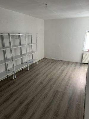 Abstellraum (begehbarer Kleiderschrank)