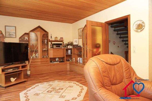 EG Wohnzimmer Flur.JPG