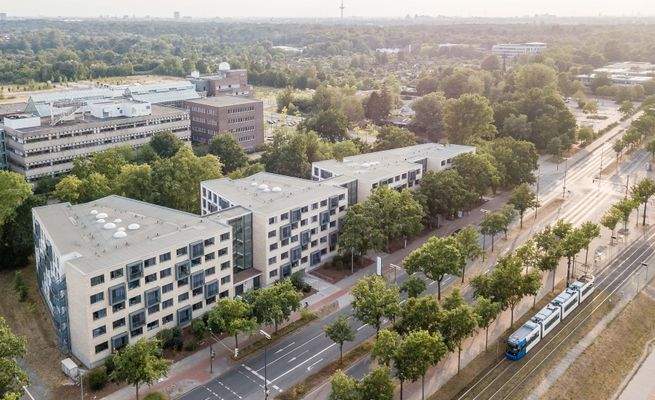 THE FIZZ Bremen_Buidling-2.jpg