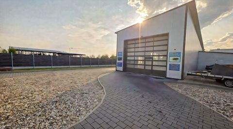 Rheinstetten Halle, Rheinstetten Hallenfläche