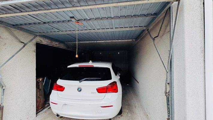 Garage innen