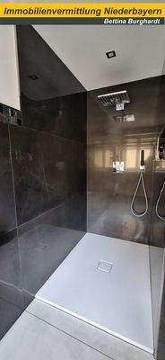 exclusives Dusch-Wannenbad EFH 