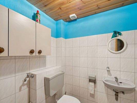 Wohnung 3 - Gäste-WC OG