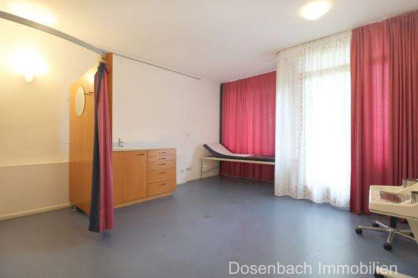Behandlungszimmer 1
