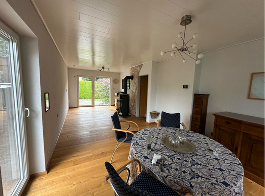 Wohn- und Esszimmer EG.png