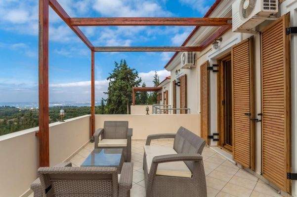 Kreta, Gavalochori: Zwei Villen und ein Studio mit einzigartigem Panoramablick auf das Meer zu verkaufen