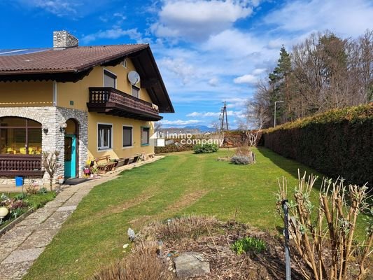 Zweifamilienhaus mit ca. 37.000 m² Landwirtschaftliche Fläche und Wald in der Nähe Mooskirchen