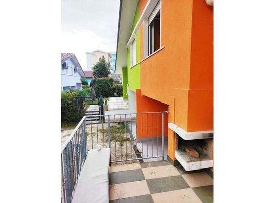 Villa Polluce – Haushälfte in Bibione – nur 40 m vom Meer !