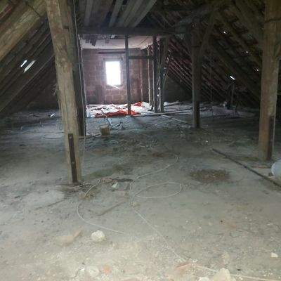 DG Haupthaus ausbaufähig