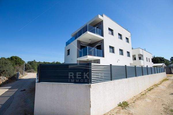 Ruhige Lage, Meer & Zentrum in Reichweite