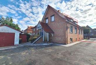 Eingangsbereich, hofseitige Haushälfte (Verkaufsobjekt) 101757.jpg