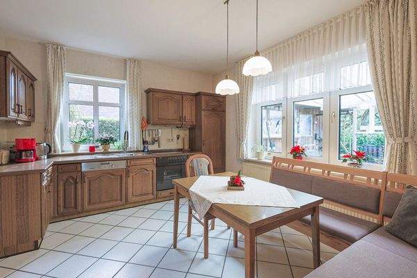 Die Küche der Erdgeschosswohnung