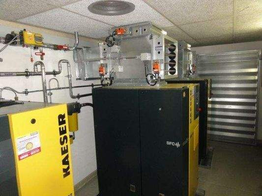 Geb.3 Kompressorenraum.JPG