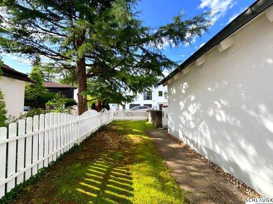 Hauseingang - Außenanlage