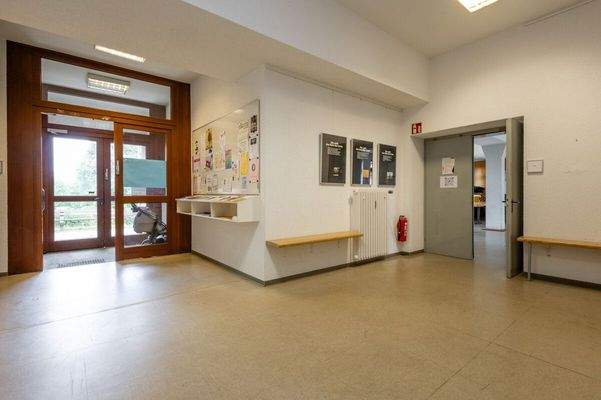 Eingang Gemeindezentrum