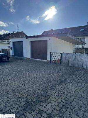 Garage/Stellplatz 