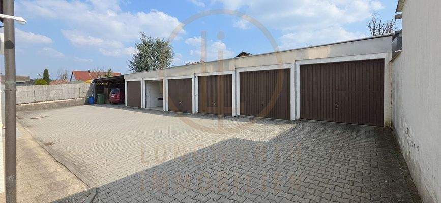 39-Oberfer-Westend-Hofeinfahrt