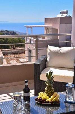 Kreta, Kounali: Moderne Villa mit 3 Zimmern, Pool und Meerblick zu verkaufen