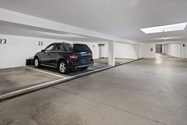 Tiefgaragenstellplatz