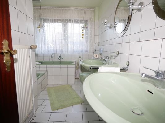 OG Badezimmer 01
