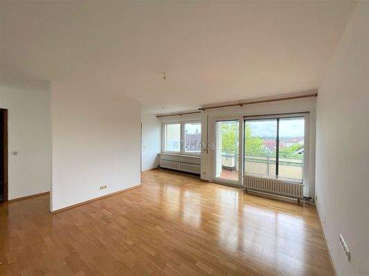  Wohnzimmer leerer Zustand