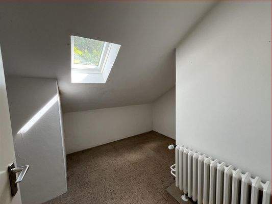 weiterer Abstellraum im OG