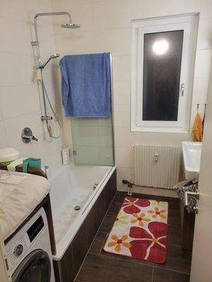 praktisches Badezimmer