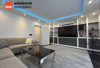 Modernes Wohnzimmer mit einladender Ausstrahlung