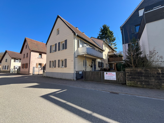 Straßenansicht Vorderhaus 