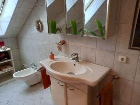 Waschtisch+Bidet 4. Stock.jpg
