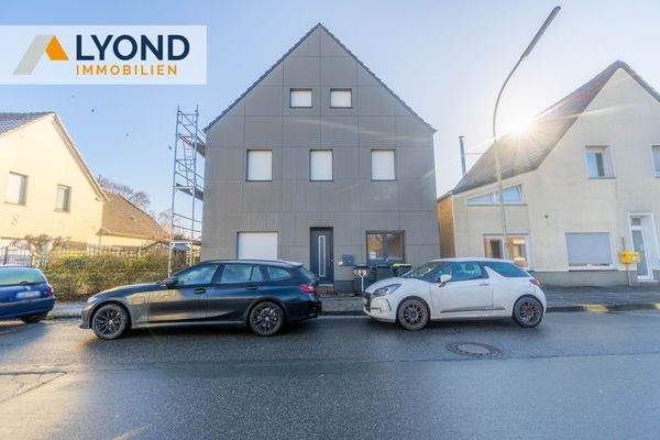 LYD 3492 - 2 Außenansicht 2