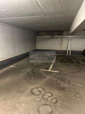 Tiefgaragenstellplatz