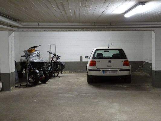 Tiefgaragenstellplatz für 85 €/Monat