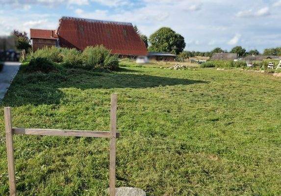 Blick auf das Grundstück