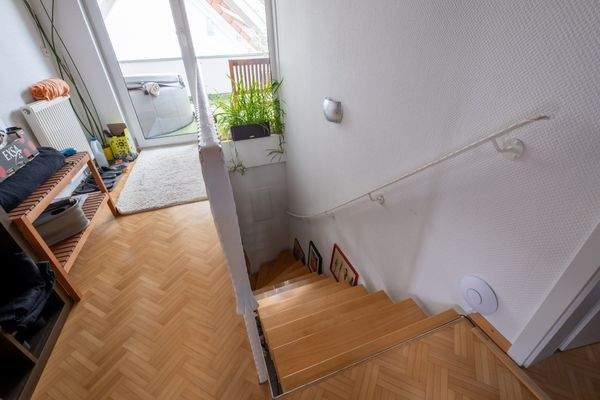 Treppe Maiionette von oben