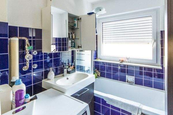 Badezimmer mit Badewanne