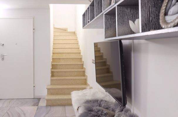 IMG_1208 (2)_resized.jpg