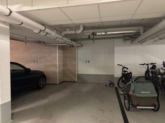 Ihr Tiefgaragenstellplatz- mit Abstellmöglichkeit für Ihr Fahrrad