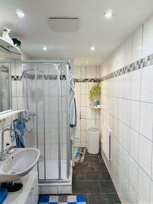 Badezimmer mittlere Whg 1.OG