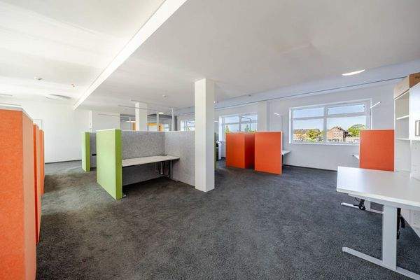 Blick durch die Bürofläche