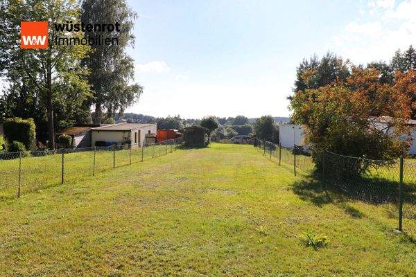 Großzügiger Garten