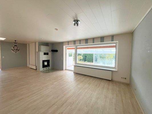 Wohnzimmer und Essbereich