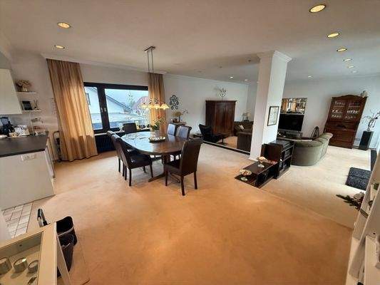 Wohn- und Essbereich