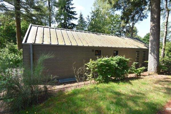 chalet-kaufen-arnhem-wasserlage-bach-terrasse-2025.webp16