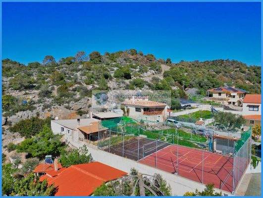 02bc85a77f534a7f86247c99f26e5840