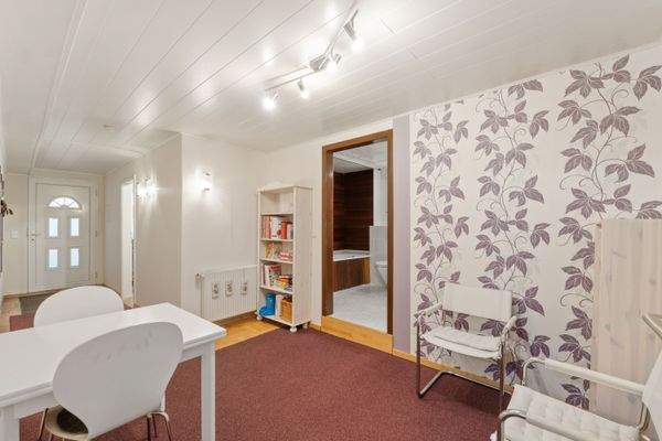 Eingangsbereich im KG.jpg