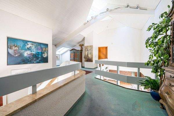 Dachgeschoss großzügige Diele