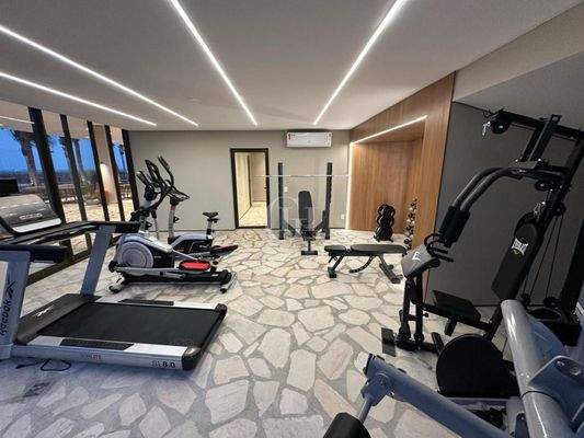 WhatsApp Image 2025-03-17 at 16.40.20 (3)