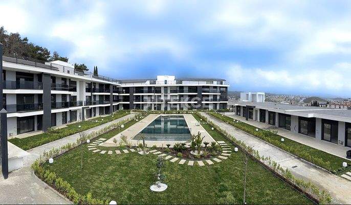 New Apartments with Shared Pool near the Beach in Kuşadası